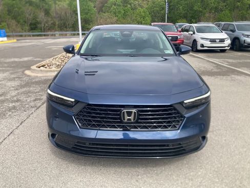 New 2026 Honda Accord EX-L image 2