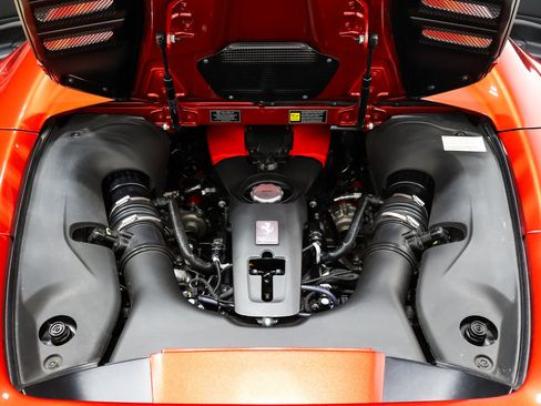 Used 2022 Ferrari F8 Tributo RWD image 50