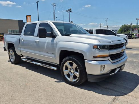 Used 2018 Chevrolet Silverado 1500 LT w/ All Star Edition AWD/4WD image 2