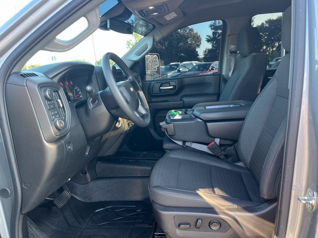 Used 2026 Chevrolet Silverado 2500 Custom w/ Custom Value Package AWD/4WD image 13