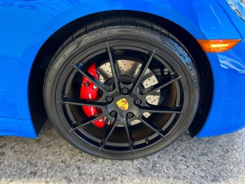 Used 2022 Porsche 718 Cayman GTS RWD image 38