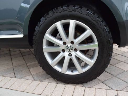 Used 2004 Volkswagen Touareg V10 TDI AWD/4WD image 83