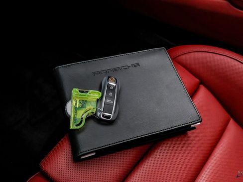 Used 2024 Porsche 911 Carrera GTS image 99