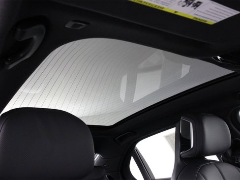 Used 2025 BMW 740i image 23