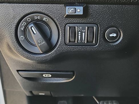 Used 2022 Dodge Challenger R/T w/ Shaker Package RWD image 18