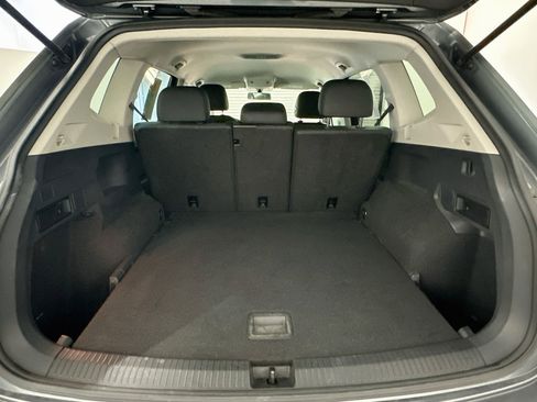 Used 2019 Volkswagen Tiguan SE AWD/4WD image 29