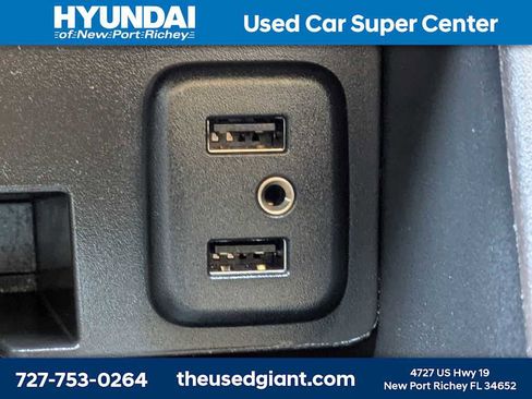 Used 2016 GMC Yukon XL Denali w/ Open Road Package image 36