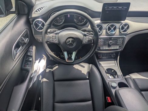 Used 2018 Mercedes-Benz GLA 250 image 15