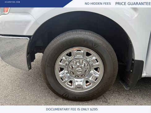 Used 2012 Nissan NV 3500 SL w/ Technology Pkg image 21