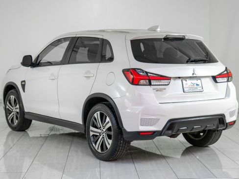 Used 2020 Mitsubishi Outlander Sport ES image 8