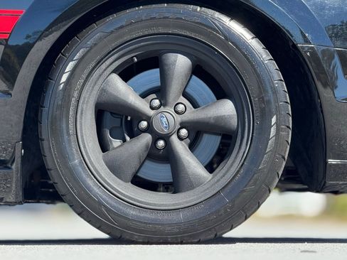 Used 2007 Ford Mustang GT image 18