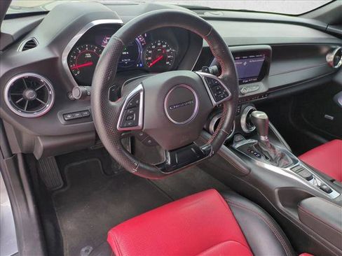 Used 2020 Chevrolet Camaro LT w/ RS Package image 10