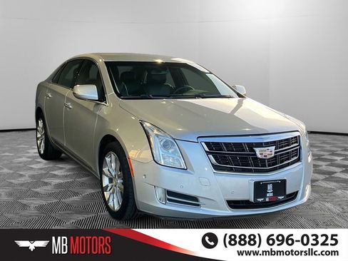 Used 2017 Cadillac XTS Luxury FWD image 1