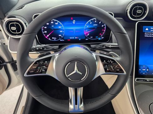 New 2026 Mercedes-Benz GLC 300 image 11