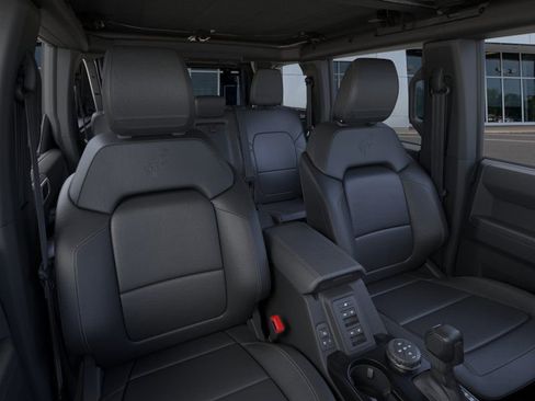 New 2026 Ford Bronco Badlands image 10