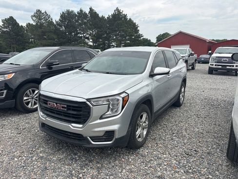 Used 2022 GMC Terrain SLE FWD image 8