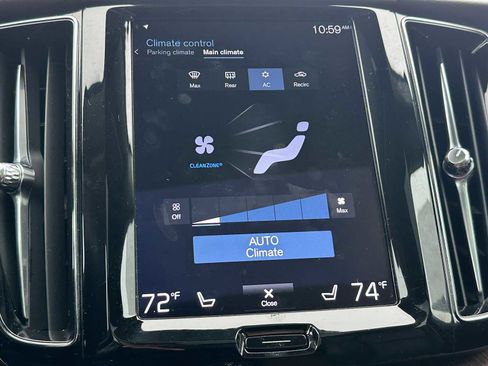 Used 2021 Volvo XC60 T5 Momentum w/ Advanced Package image 26