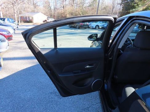 Used 2012 Chevrolet Cruze LT w/ All-Star Edition image 11