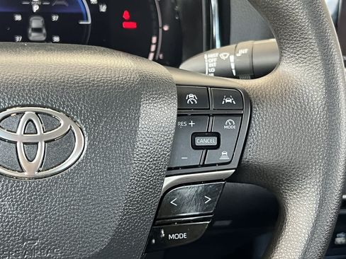 Used 2025 Toyota Camry LE w/ Convenience Package FWD image 26