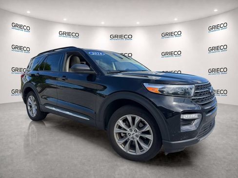 Used 2024 Ford Explorer XLT w/ Equipment Group 202A AWD/4WD image 1