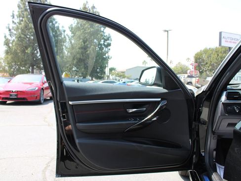 Used 2017 BMW 330i Sedan RWD image 5