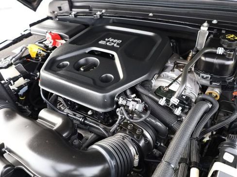 Certified 2022 Jeep Wrangler Unlimited Sport image 9