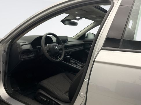 Used 2024 Honda Accord EX image 10