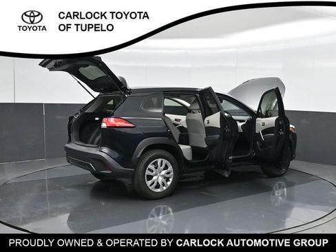 Used 2025 Toyota Corolla Cross L FWD image 51