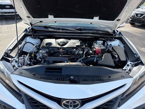 Used 2021 Toyota Camry SE w/ Audio Upgrade Package FWD image 29