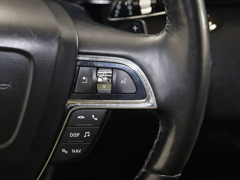 Used 2020 Lincoln Navigator Reserve AWD/4WD image 35