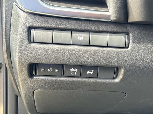 New 2026 Nissan Rogue SV FWD image 22