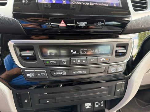 Certified 2020 Honda Ridgeline RTL-E image 12