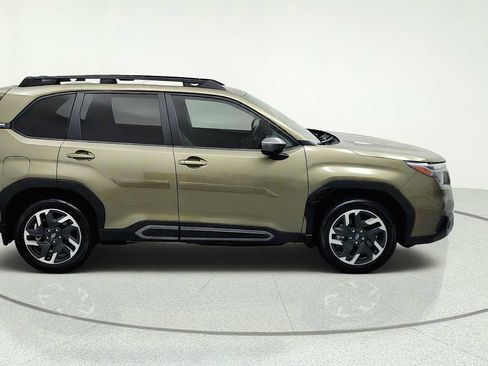 Certified 2025 Subaru Forester Limited w/ Popular Package #2 AWD/4WD image 10