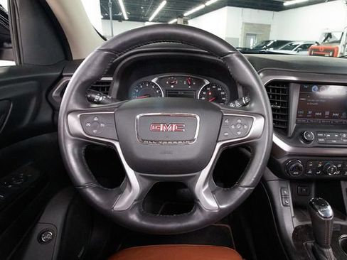 Used 2017 GMC Acadia SLT AWD/4WD image 9