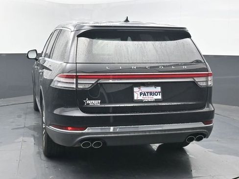 Used 2020 Lincoln Aviator Reserve image 4