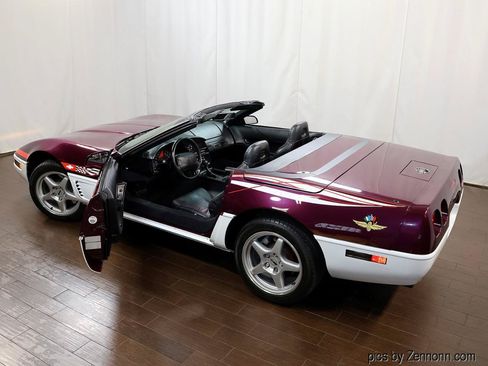 Used 1995 Chevrolet Corvette Convertible RWD image 36