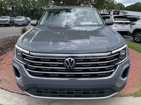 New 2026 Volkswagen Atlas SEL image 2