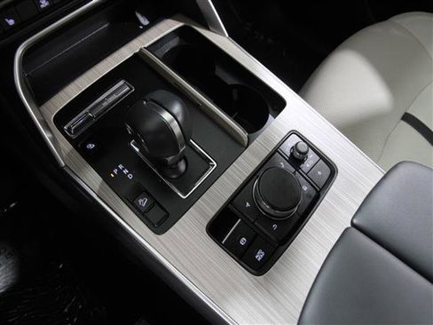 Certified 2024 MAZDA CX-90 Plug-In Hybrid w/ Premium Pkg image 16