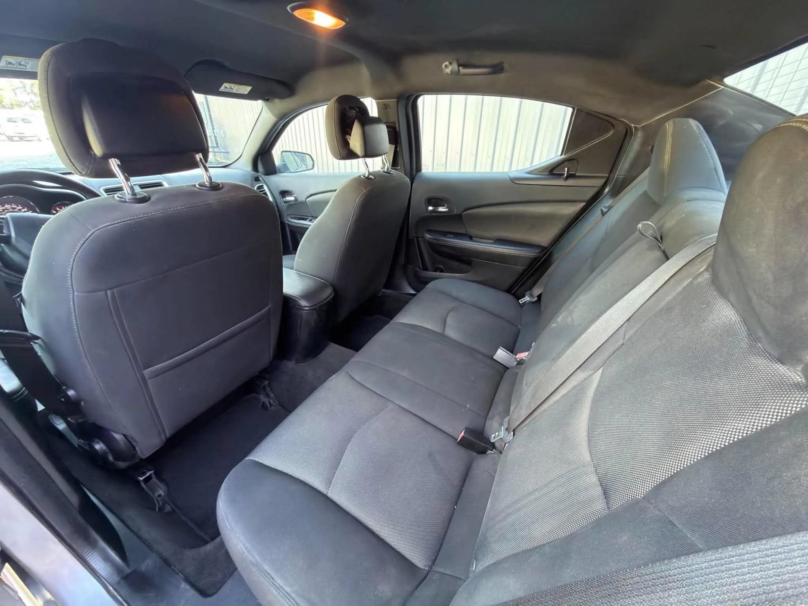 Used 2013 Dodge Avenger SE FWD image 16
