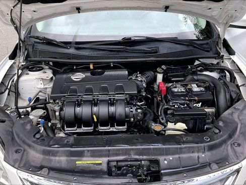 Used 2015 Nissan Sentra SV image 29