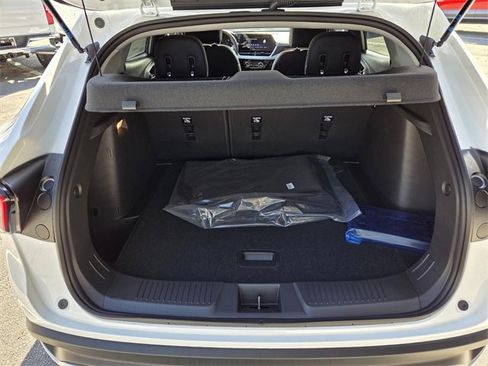 New 2026 Chevrolet Trax LT image 21