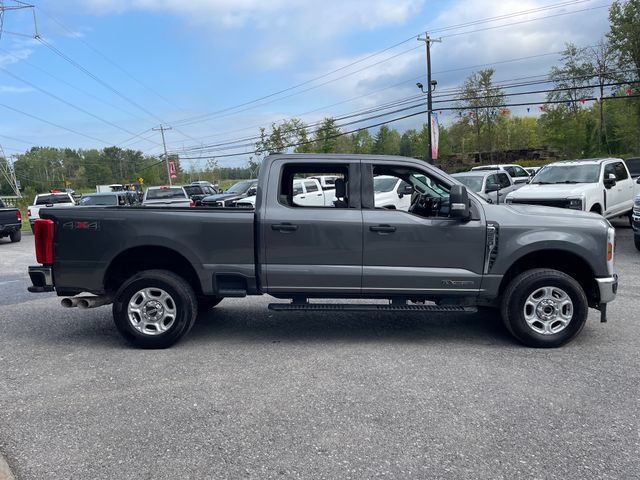 Used 2025 Ford F250 XLT AWD/4WD image 8