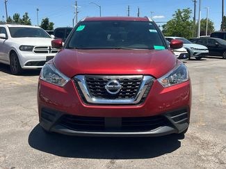 Used 2020 Nissan Kicks SV FWD video 2