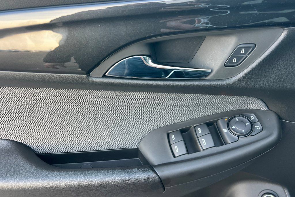 New 2026 Chevrolet TrailBlazer LT w/ Convenience Package FWD image 8