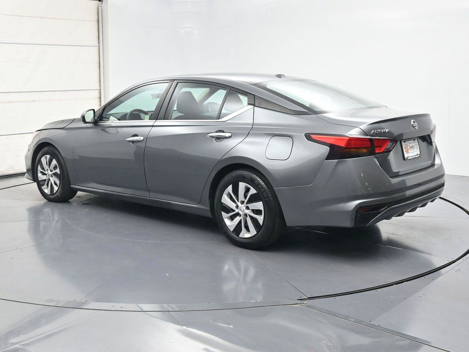 Used 2020 Nissan Altima 2.5 S FWD image 18