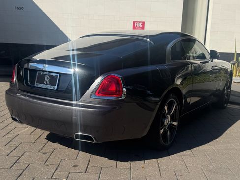Used 2016 Rolls-Royce Wraith image 3