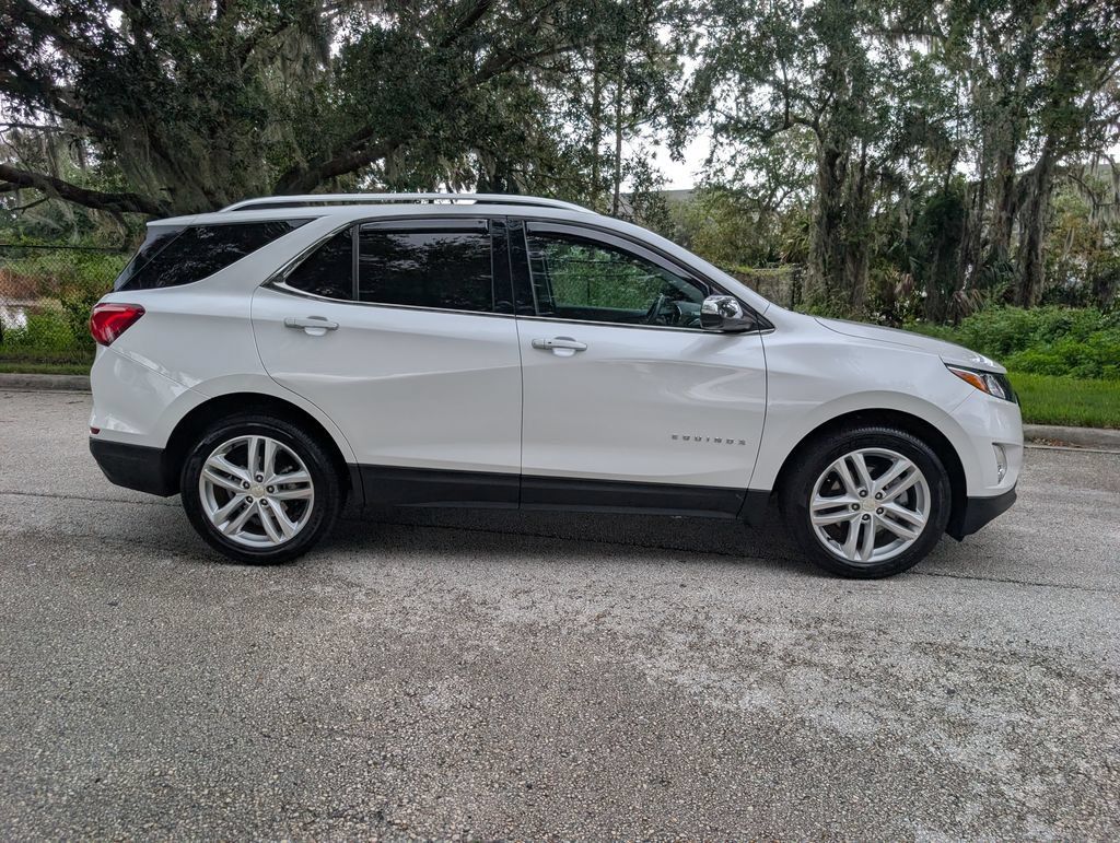 Used 2020 Chevrolet Equinox Premier FWD image 10