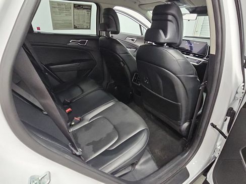 Used 2023 Kia Sportage EX FWD image 36