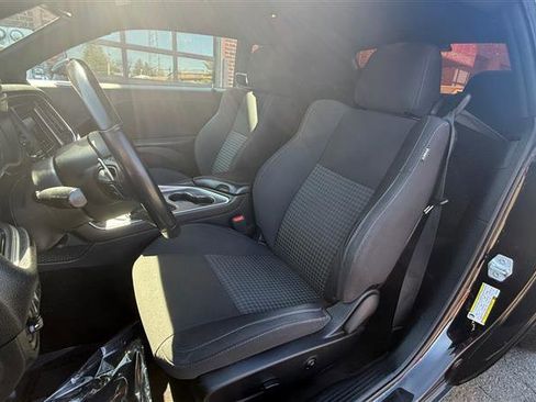 Used 2019 Dodge Challenger R/T image 14