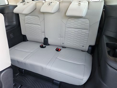 New 2025 Nissan Pathfinder SV image 22